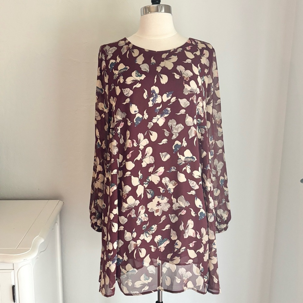 ASTR The Label Floral Long Sleeve Shift Swing Chiffon Lined Dress Burgundy, Med